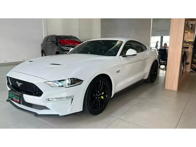 Ford Mustang Branco 5