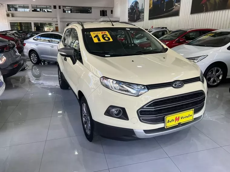 Ford Ecosport Branco 10