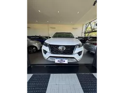 Toyota Hilux SW4