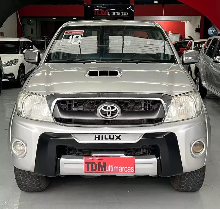 Toyota Hilux Prata 5