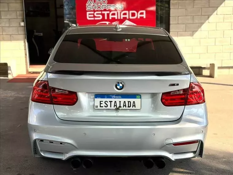 BMW 320i Prata 16