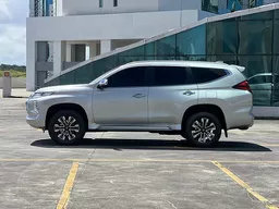 Mitsubishi Pajero Sport