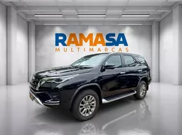 Toyota Hilux SW4