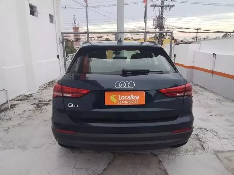 Audi Q3 Azul 9