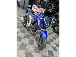 Fazer 250