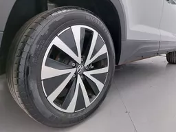 Volkswagen Taos