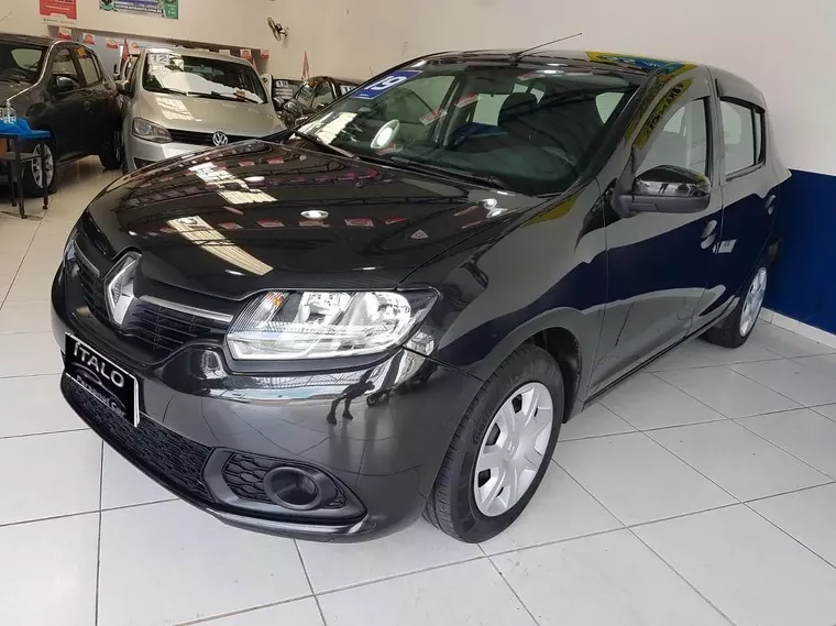 Renault Sandero Preto 4