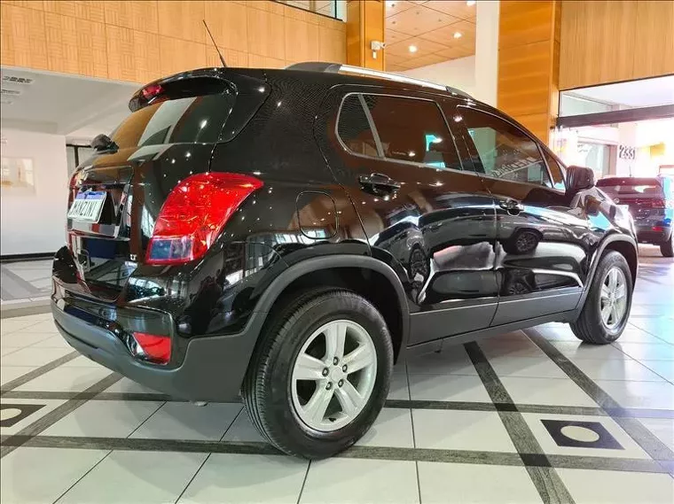 Chevrolet Tracker Preto 7