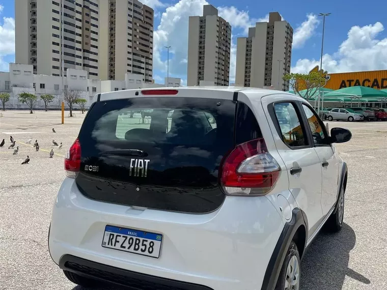 Fiat Mobi Branco 8