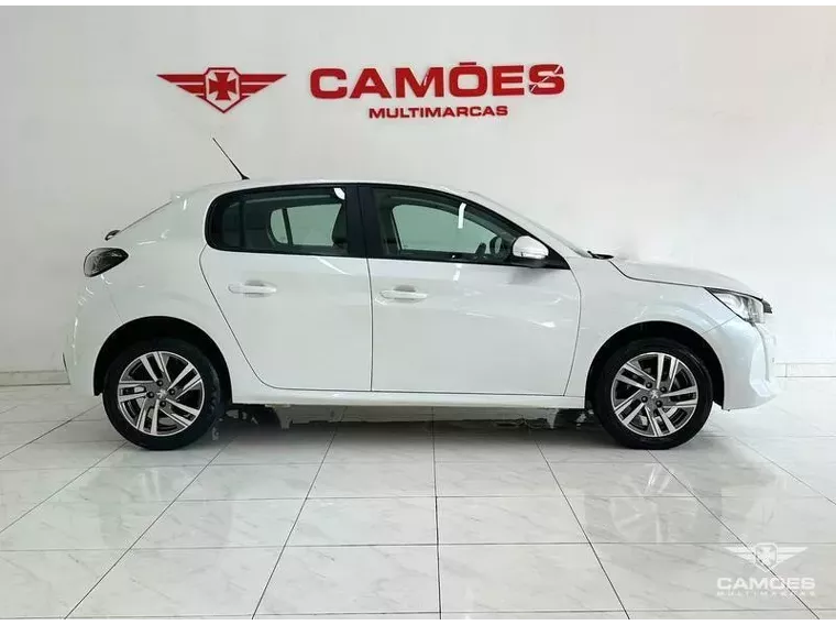 Peugeot 208 Branco 9