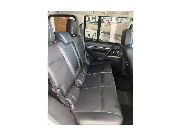 Mitsubishi Pajero Full Branco 9