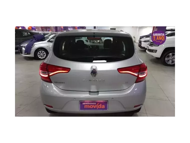 Renault Sandero Prata 4