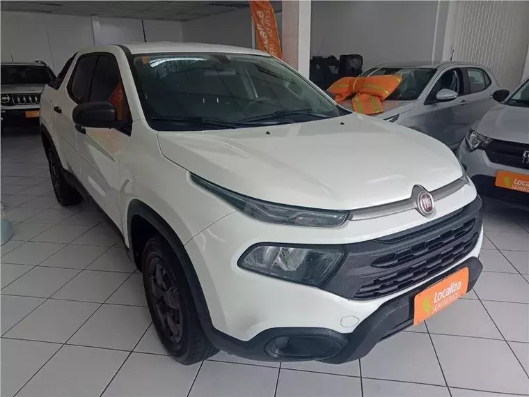 Fiat Toro Branco 10