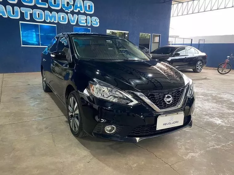 Nissan Sentra Preto 3