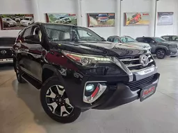 Toyota Hilux SW4