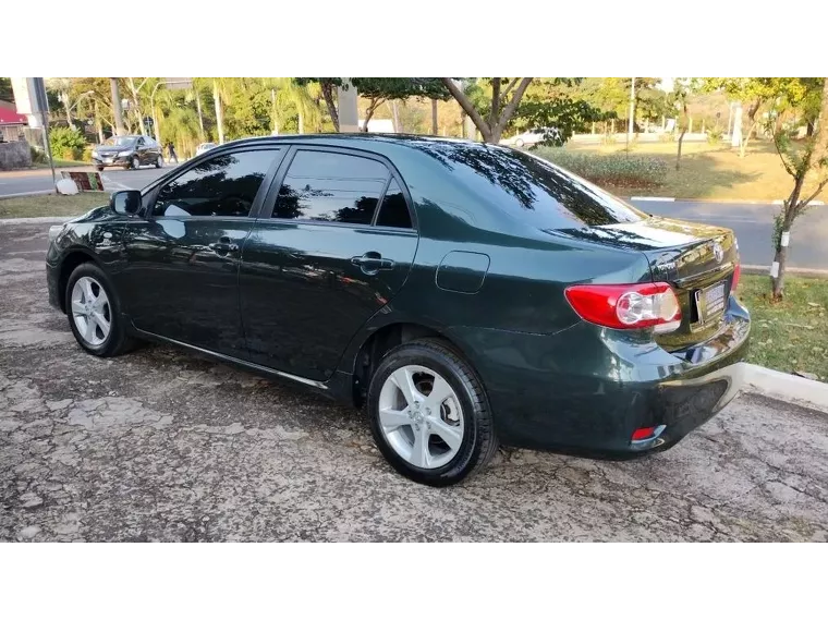 Toyota Corolla Verde 4