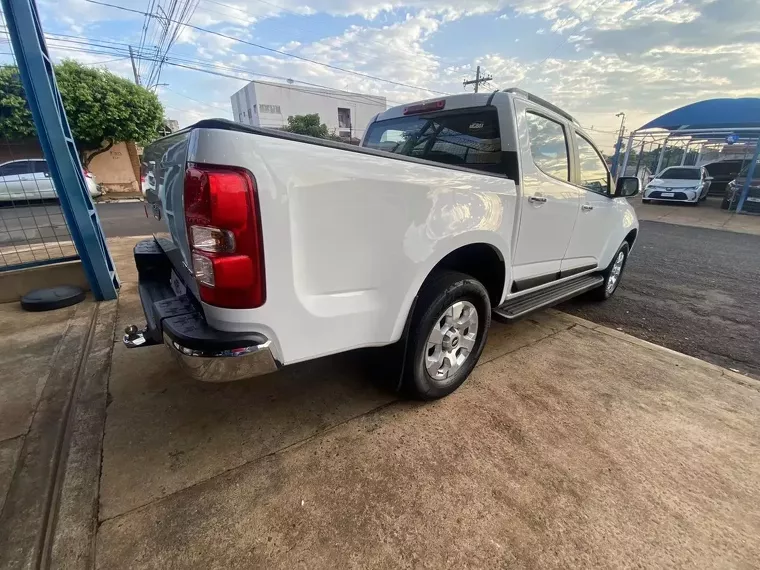 Chevrolet S10 Branco 9