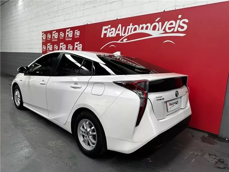 Toyota Prius Branco 1