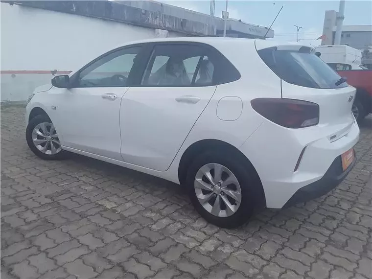 Chevrolet Onix Branco 6