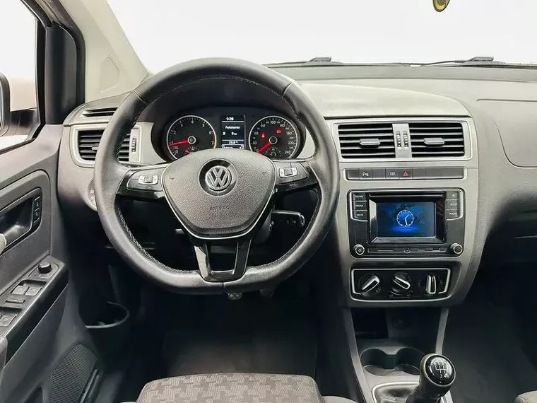 Volkswagen Fox Branco 9