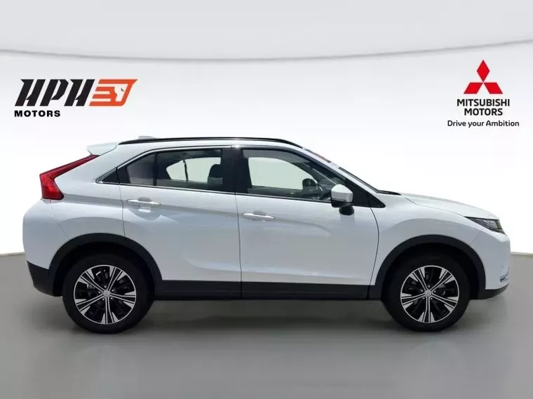 Mitsubishi Eclipse Cross Branco 13