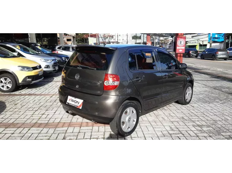 Volkswagen Fox Cinza 3