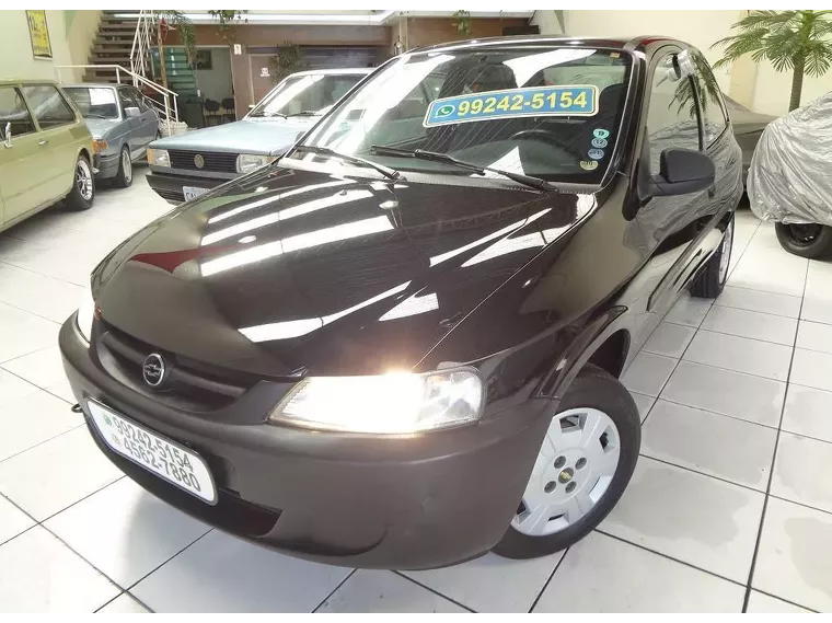 Chevrolet Celta Preto 10