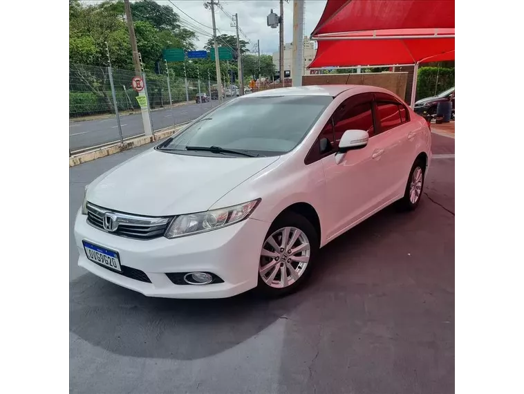 Honda Civic Branco 4