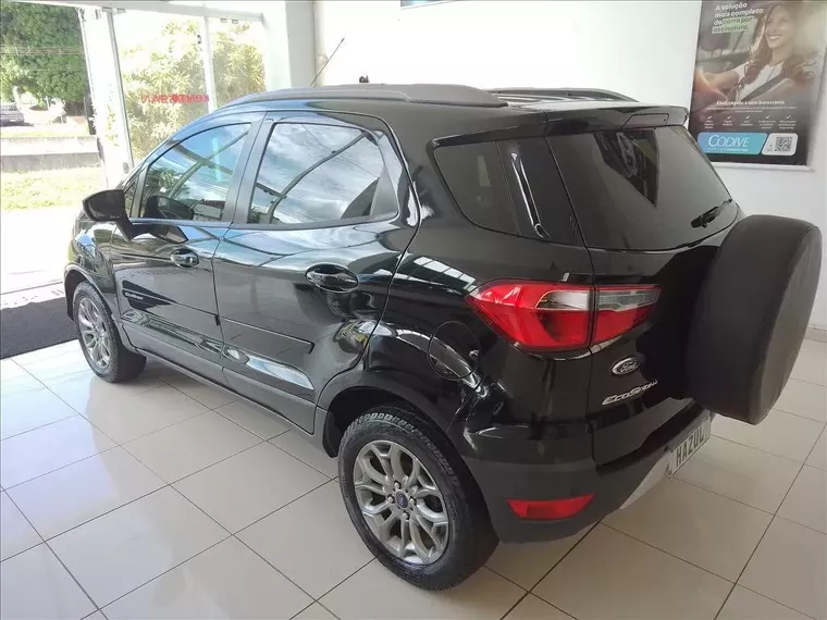 Ford Ecosport Preto 7