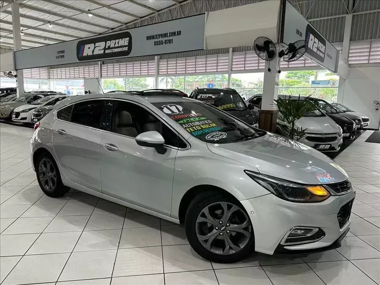 Chevrolet Cruze Prata 13