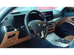 BMW 320i