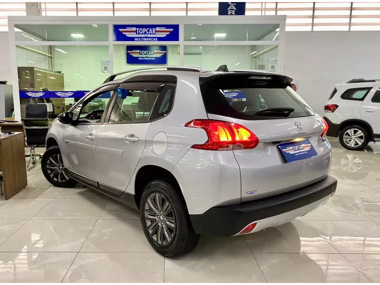 Peugeot 2008 Prata 2