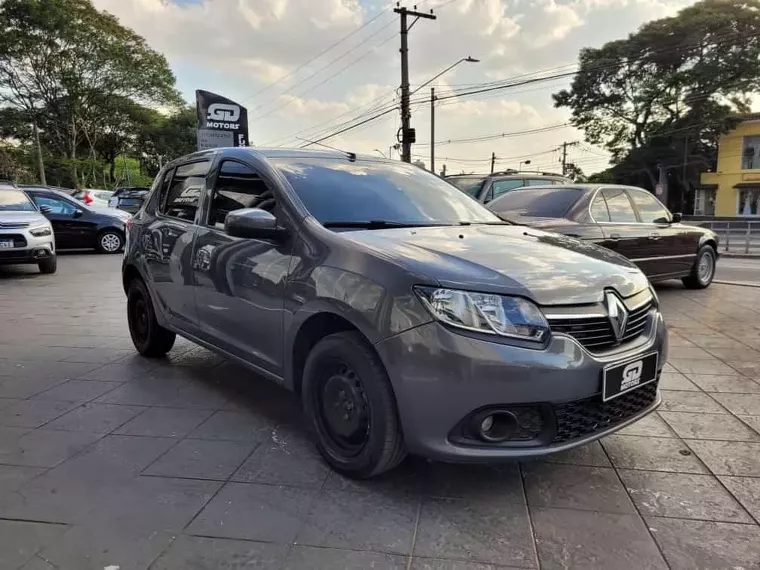 Renault Sandero Cinza 6