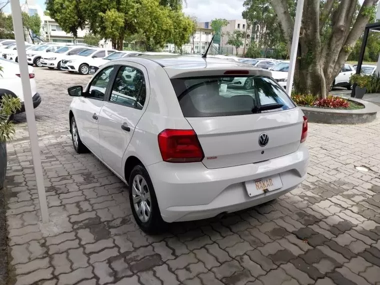 Volkswagen Gol Branco 2