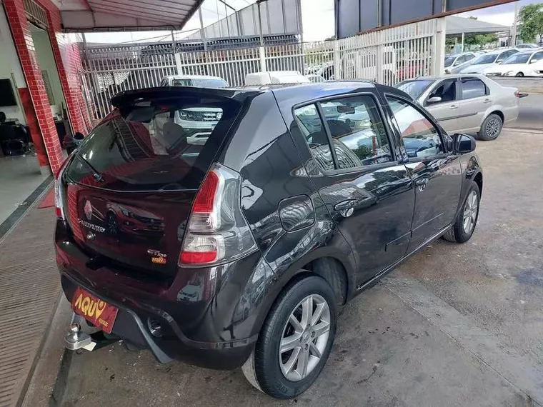 Renault Sandero Preto 9