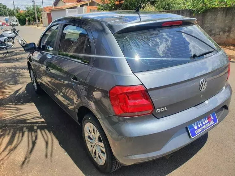 Volkswagen Gol Cinza 11