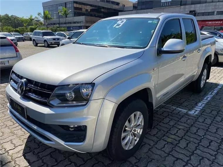 Volkswagen Amarok Prata 3