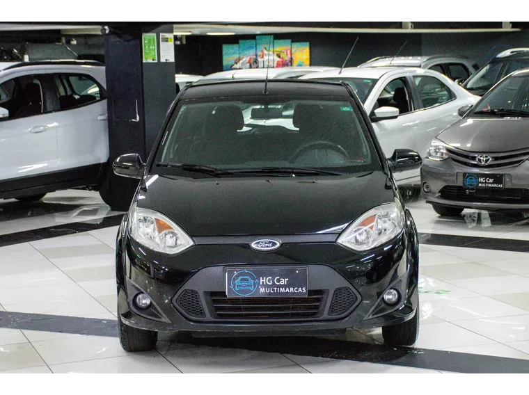 Ford Fiesta Preto 11