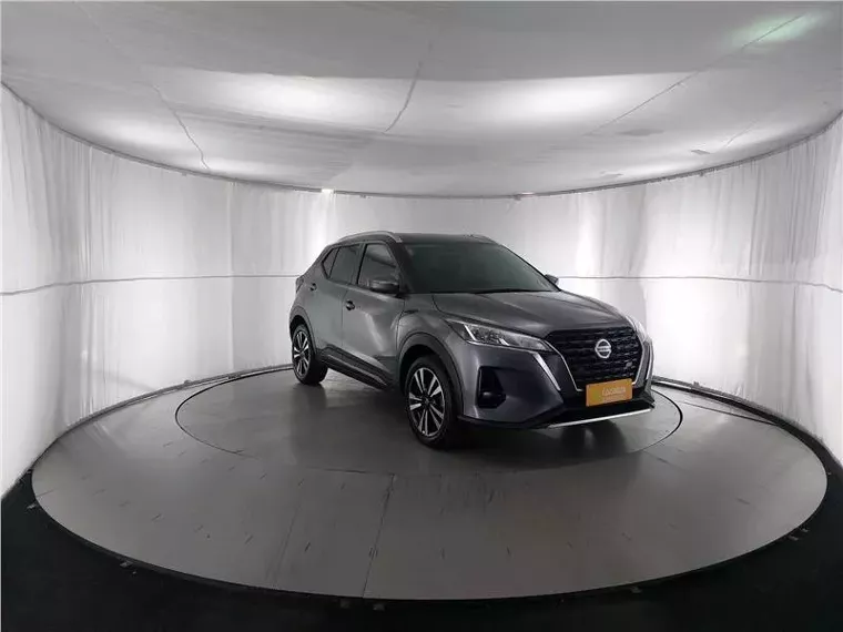 Nissan Kicks Cinza 10