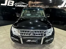 Mitsubishi Pajero Full