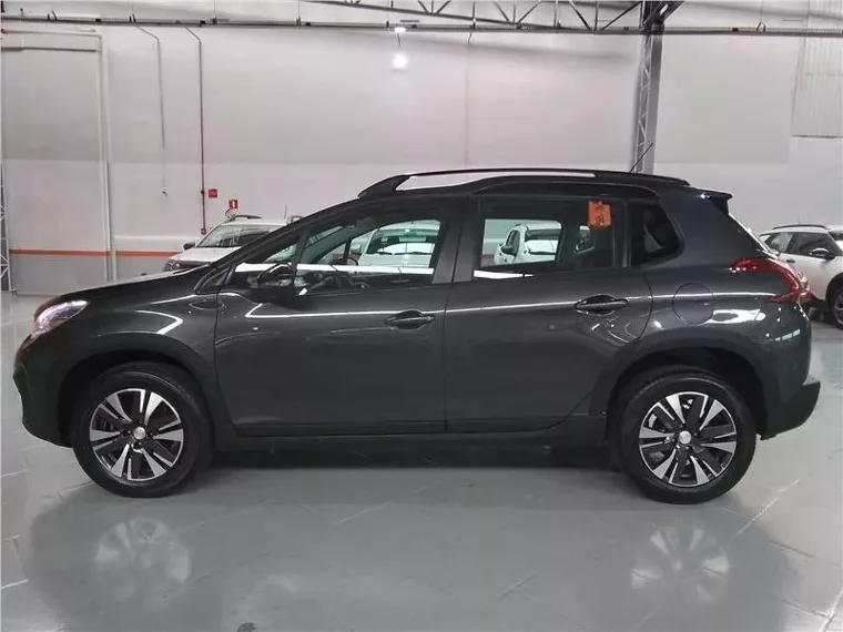 Peugeot 2008 Cinza 13