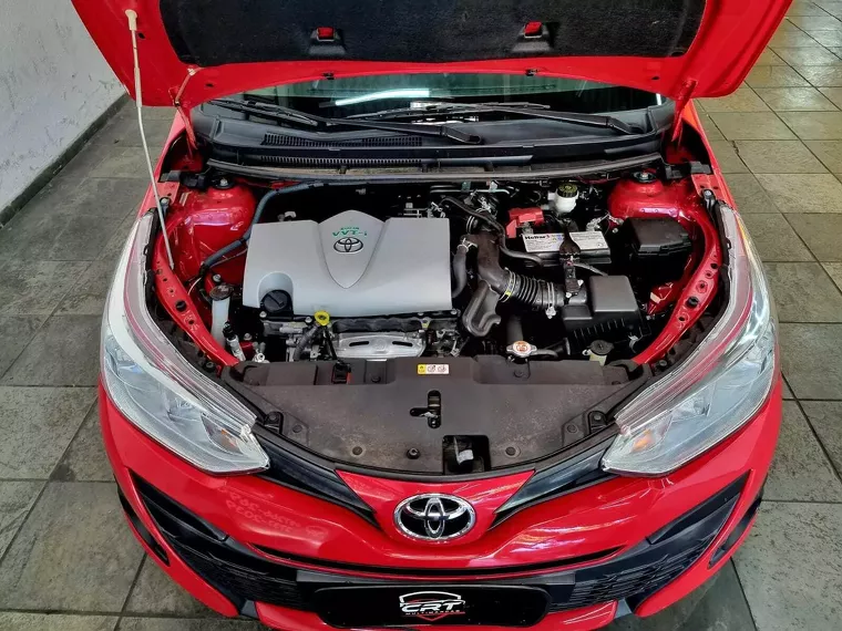 Toyota Yaris Vermelho 45