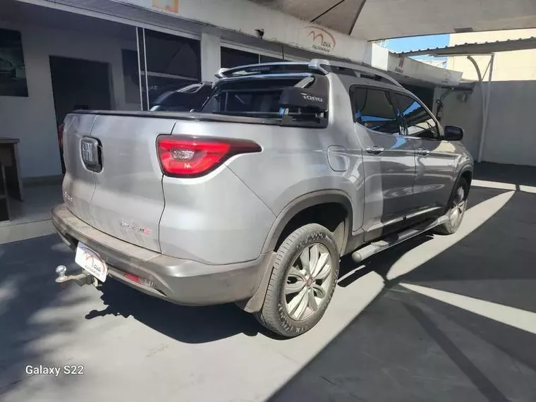 Fiat Toro Prata 3