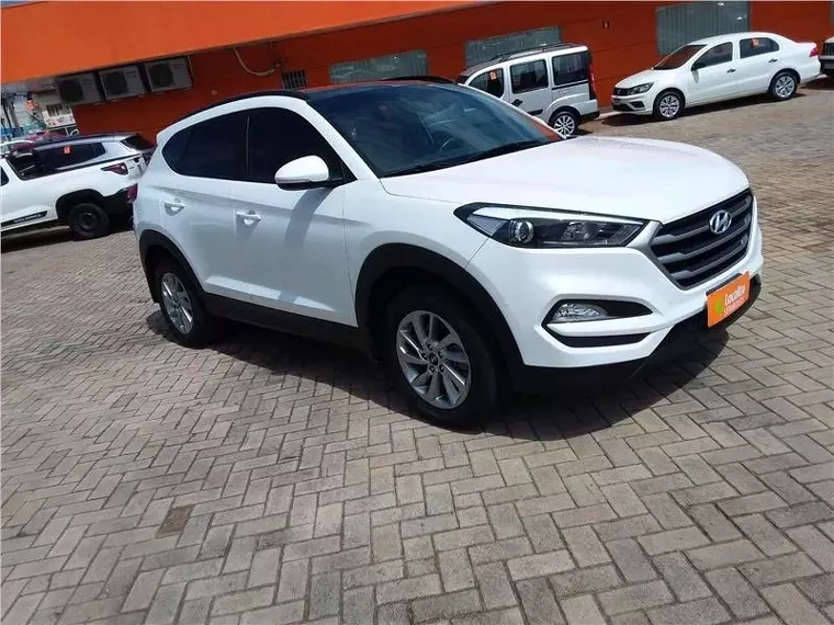 Hyundai Tucson Branco 3