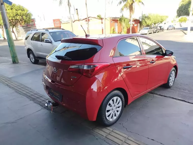 Hyundai HB20 Vermelho 12