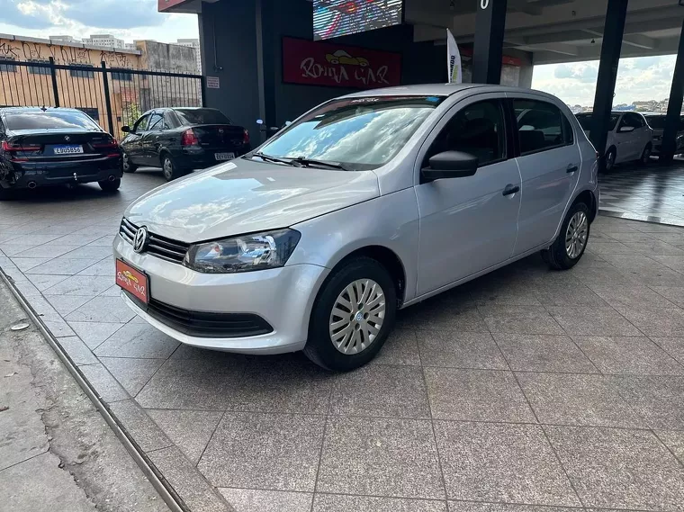 Volkswagen Gol Prata 4