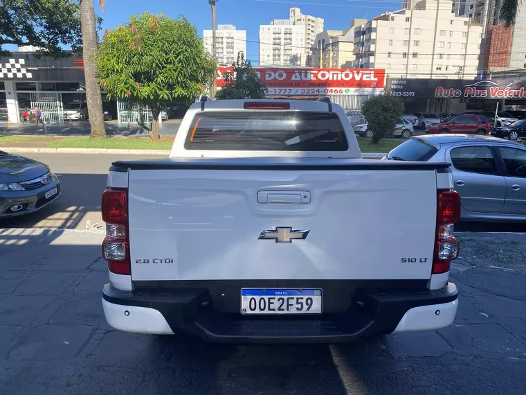 Chevrolet S10 Branco 19