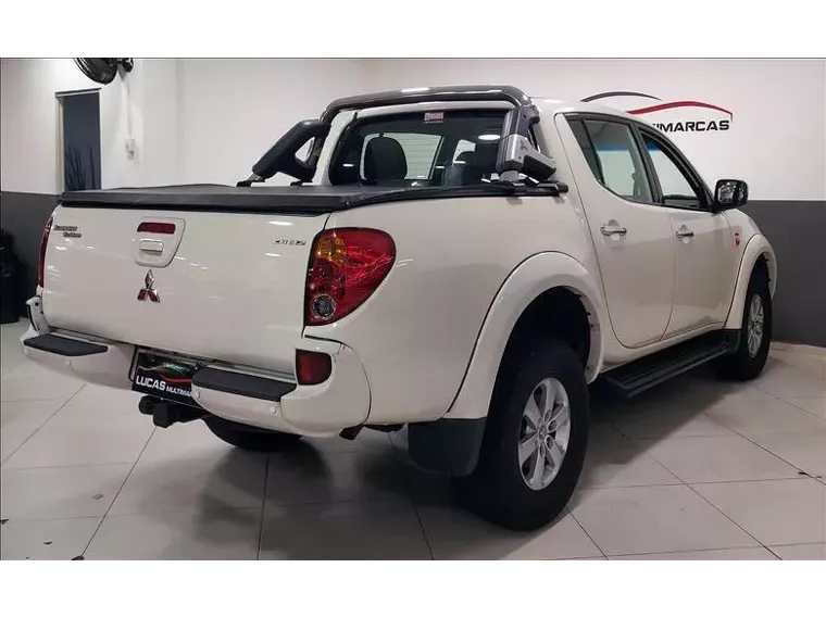 Mitsubishi L200 Triton Branco 6