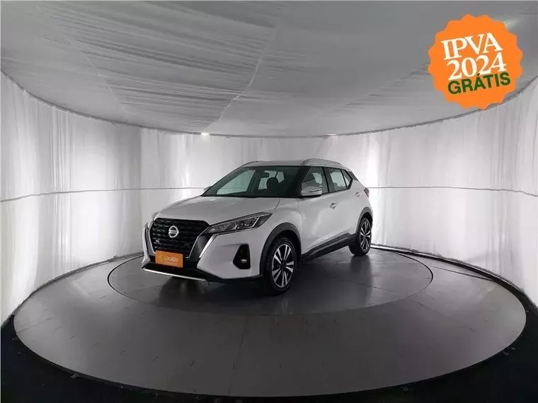 Nissan Kicks Branco 13