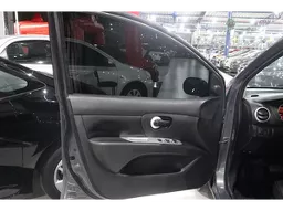 Nissan Grand Livina